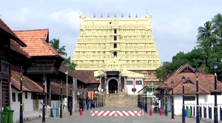 Sree Padmanabhaswamy temple | Ayodhya Ram Mandir | 'onavillu | Thiruvananthapuram | Kerala | Shri Ram Teerth Kshetra Trust | SHRESHTH BHARAT |