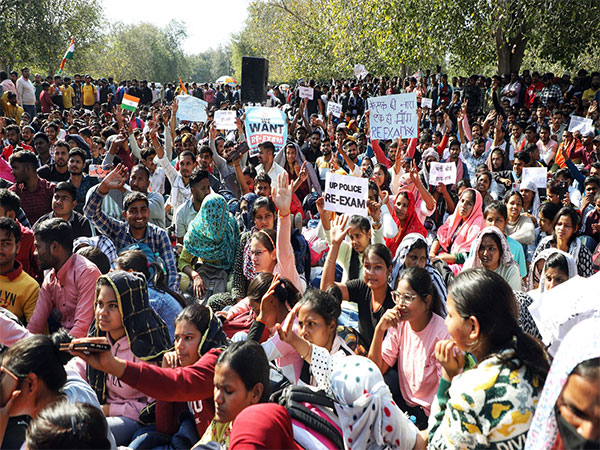 UP POLICE EXAM | UTTAR PRADESH | CM YOGI ADITYANATH | SHREHSTH BHARAT |