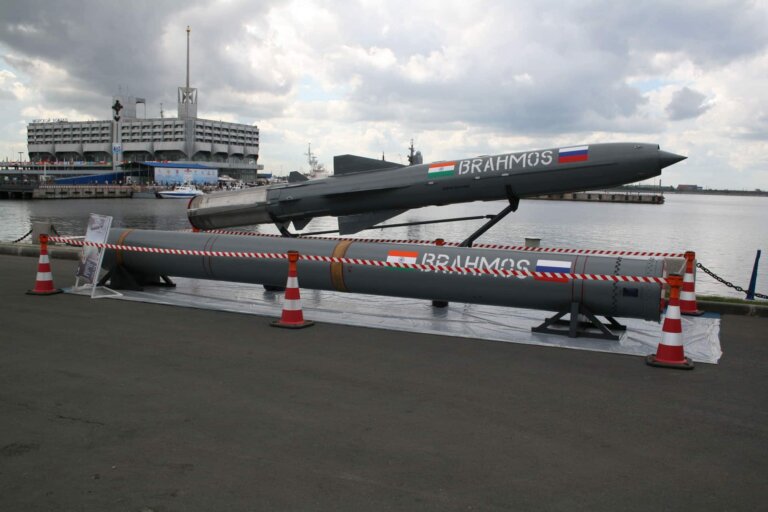 BrahMos missiles | Indian Navy | BrahMos supersonic cruise missiles | BrahMos Aerospace | Ministry of Defence | BrahMos Aerospace | shreshth bharat |