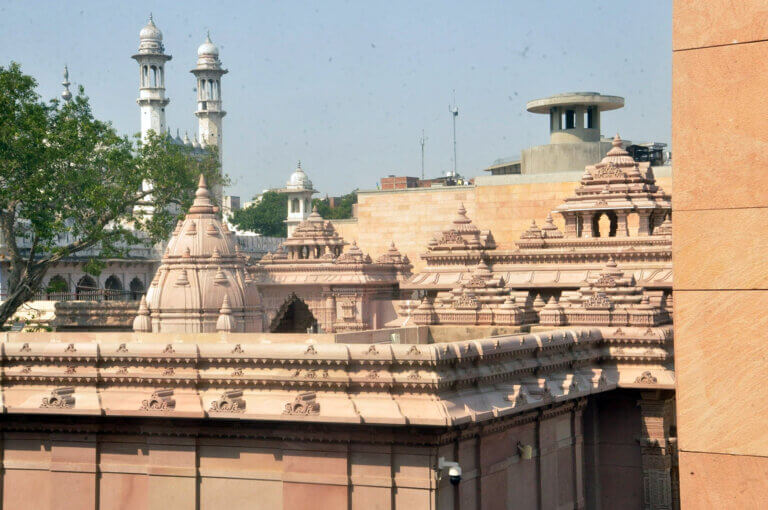 Kashi Vishwanath Temple and Gyanvapi Mosque | SHRESHTH BHARAT