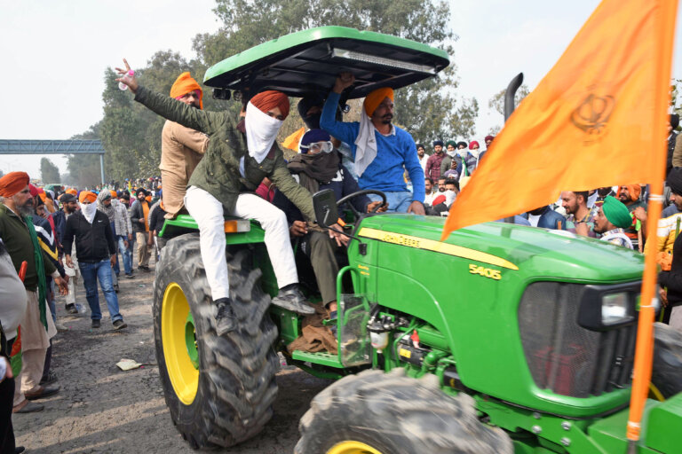 delhi | farmer protest | delhi police | shreshth bharat |