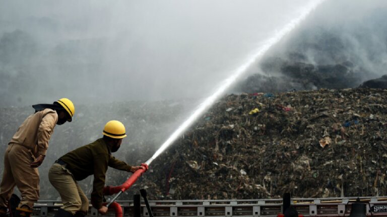 Ghazipur | Landfill | fire | delhi | shreshth bharat