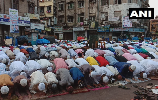 namaz| karnatka| manluru| shreshth bharat