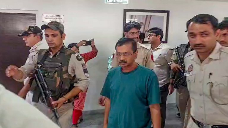 kejriwal sent on 3 day cbi remand court decision in liquor scam