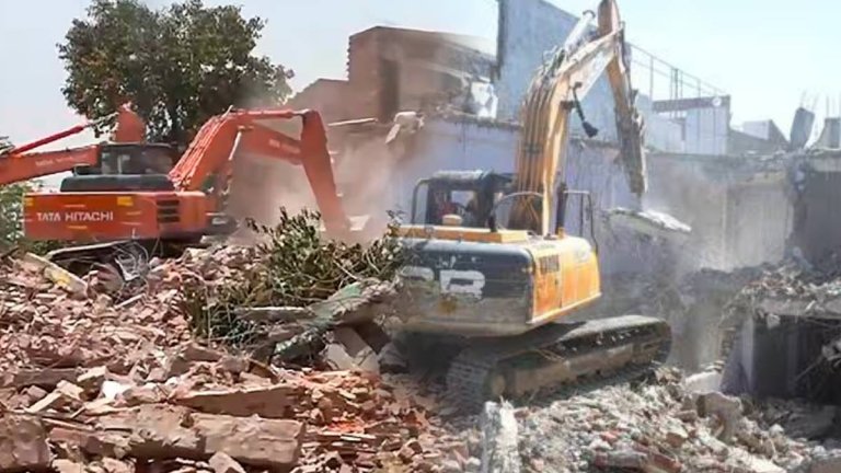 CM Yogi Adityanath | Akbarnagar Bulldozer | Shreshth uttar pradesh |