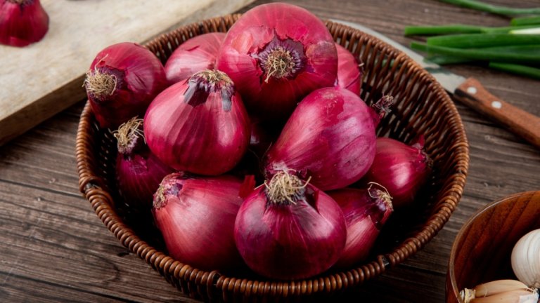 Benefits Of Onion magical for health reduce blood sugar prevent heart disease cancer know here in detail