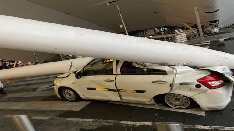 Roof of T1 terminal of IGI Airport collapsed due to rain, 6 people injured