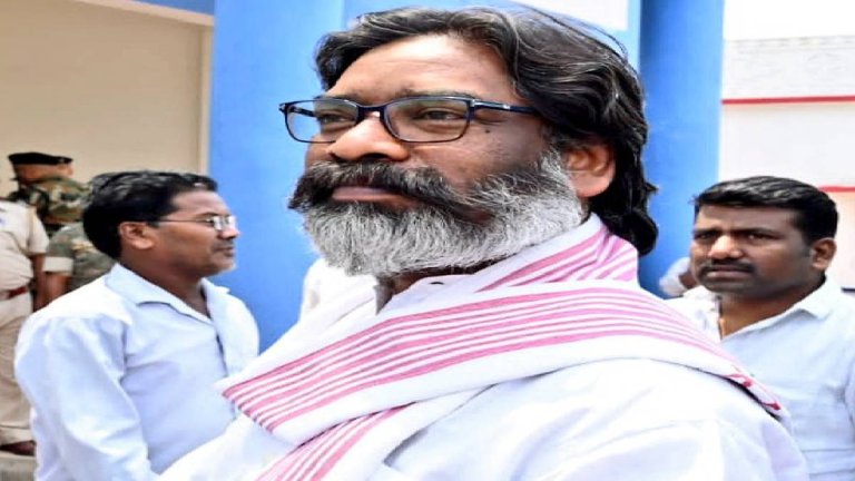 Former CM Hemant Soren came out of jail after 5 months | shreshth bharat