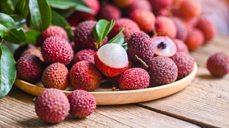 Lychee| health news| diet| summer fruit| shreshth bharat