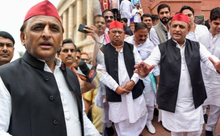 akhilesh-yadav-said-union-budget-presented-shows-that-bjp-has-given-support-price-to-its-allies