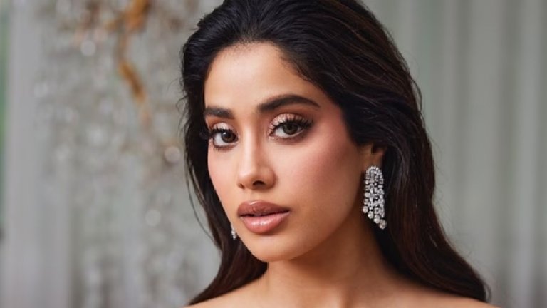 Janhvi Kapoor Hospitalised