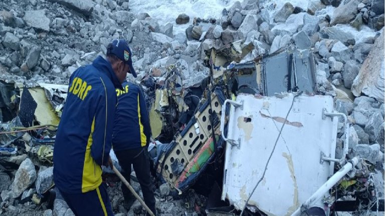 Helicopter Crashes In Kedarnath