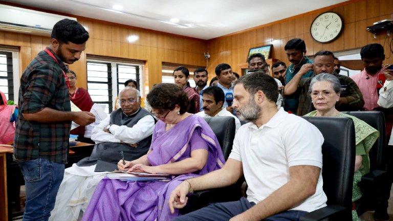 Priyanka Gandhi Nomination