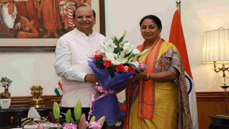 Rekha Gupta Meet LG VK Saxena