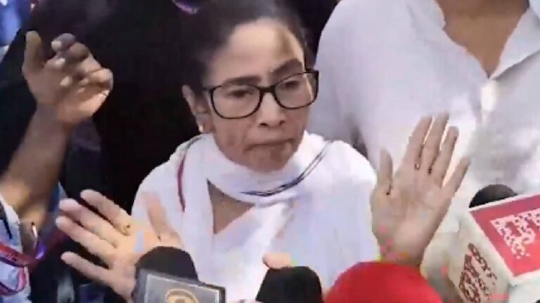 Mamata Banerjee Convoy Attacked