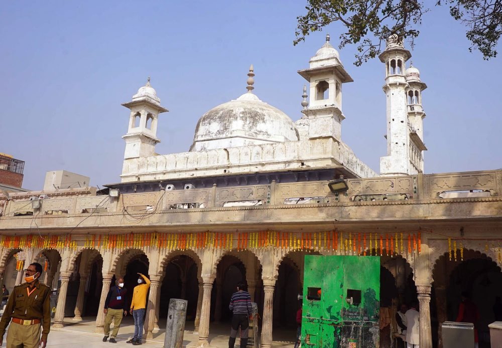 Varanasi, May 19 (ANI): A view of Gyanvapi Masjid, in  Varanasi on Thursday. (ANI Photo)
