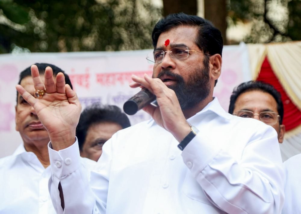 Mumbai, Dec 17 (ANI): Maharashtra Chief Minister Eknath Shinde addresses the people during a cleanliness drive of Brihanmumbai Municipal Corporation (BMC) at Ghatkopar, in Mumbai on Sunday. (ANI Photo)