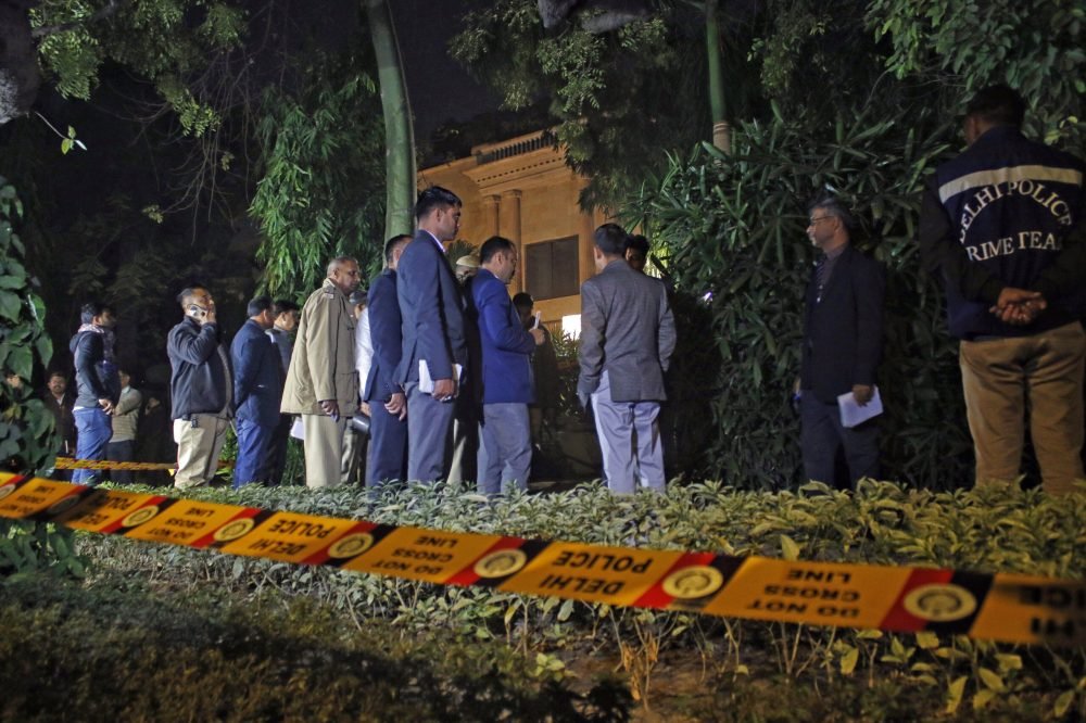 New Delhi, Dec 26 (ANI): The Delhi Police Crime Unit team and forensics team near the Israel Embassy to hold a probe after a call was received about a blast, in New Delhi on Tuesday. (ANI Photo)