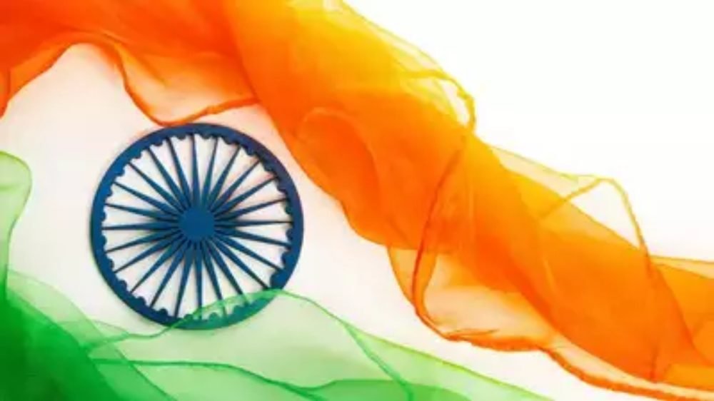 Independence Day 2024 Yeh Desh Hai Veer Jawanon Bharat Humko Jaan Se Pyara Hai Hai Preet Jahan Ki Reet Sada read here