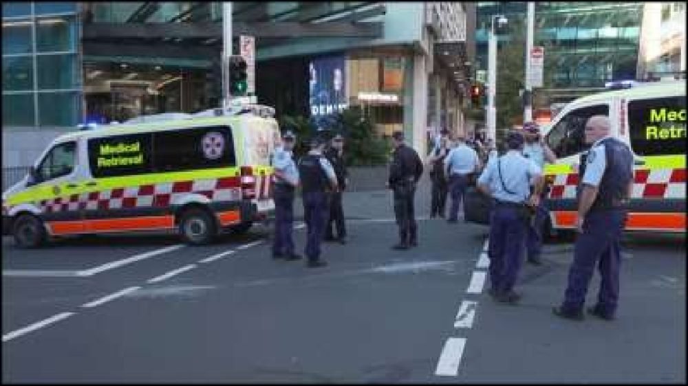 sydney mall attack | police | Sydney stabbing | Australia | shreshth bharat
